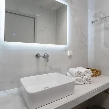 Vallia's Seaview Complex Guest house 2*