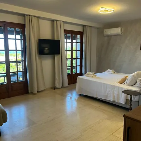 Vallia's Seaview Complex 2*